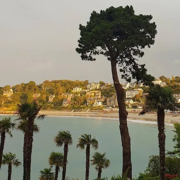 Grand Appartement Renove Centre Historique Proche Plages Perros-Guirec 0*,