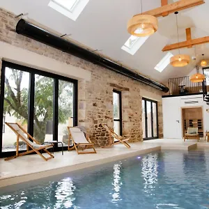 Le Domaine De Soani - Piscine Interieure, Jacuzzis & Sauna Adult Only Appartement